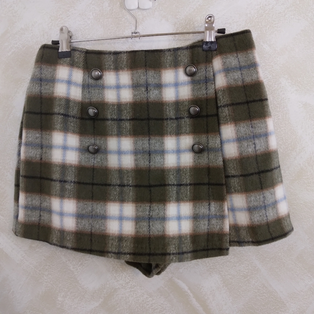 Forever 21 Green Blue Cream Plaid Faux Wrap Skort Size Medium